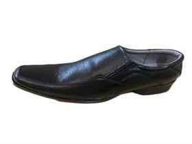 Black Trust Me Mens Slip on Leather Forma Shoes